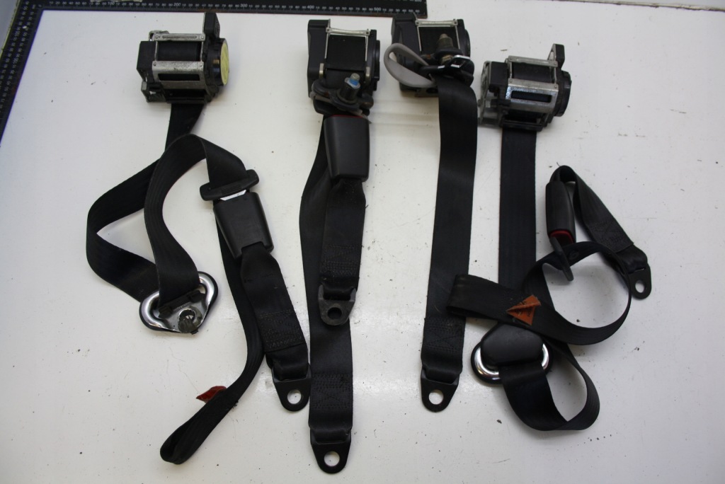 Купити Ремені безпеки комплект alfa romeo gt