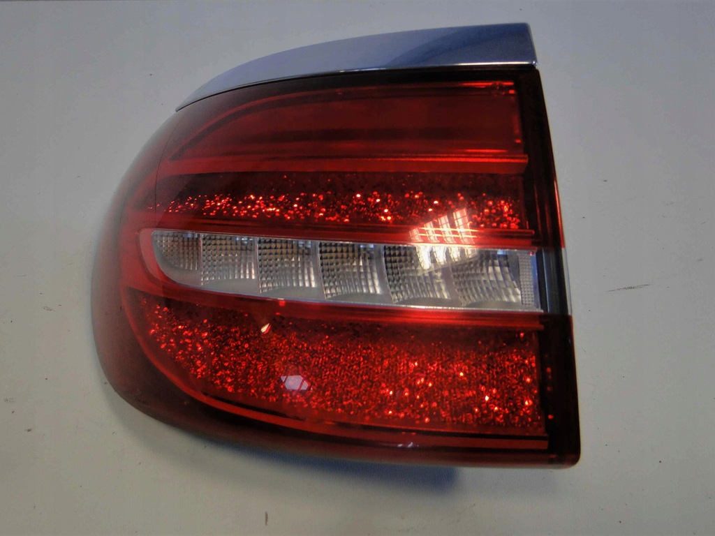 фото №10, Mercedes e s213 213 kombi лампа задняя левая w213