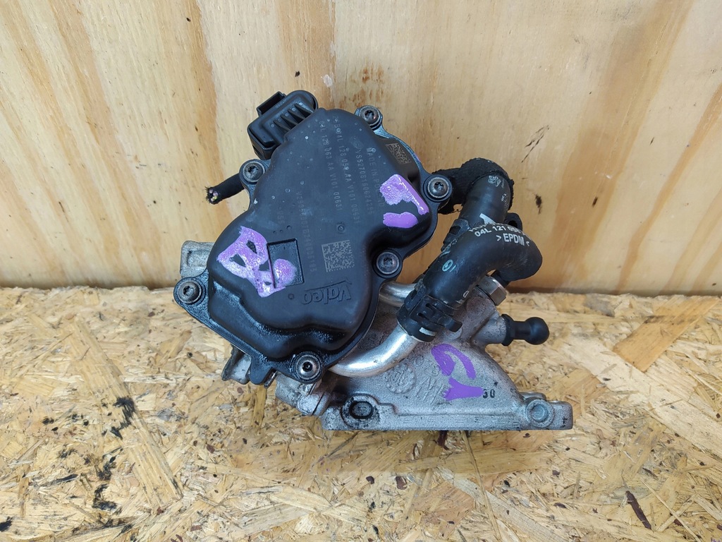 фото №1, Audi a4 b8 2.0 tdi дроссельная заслонка 04l128059aa