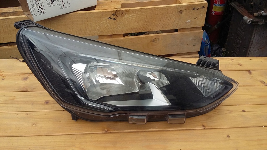 фото №1, Фара лампа ford focus mk4 правая левая