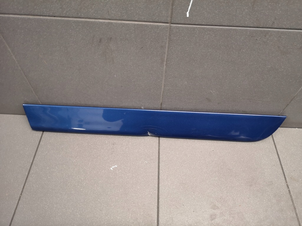 фото №1, Молдинг дверь нижняя левый задняя audi a4 b6 niebieska