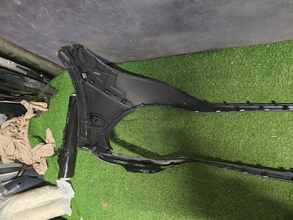 фото №10, Бампер перед передній mercedes eqa eqb a243 243 amg