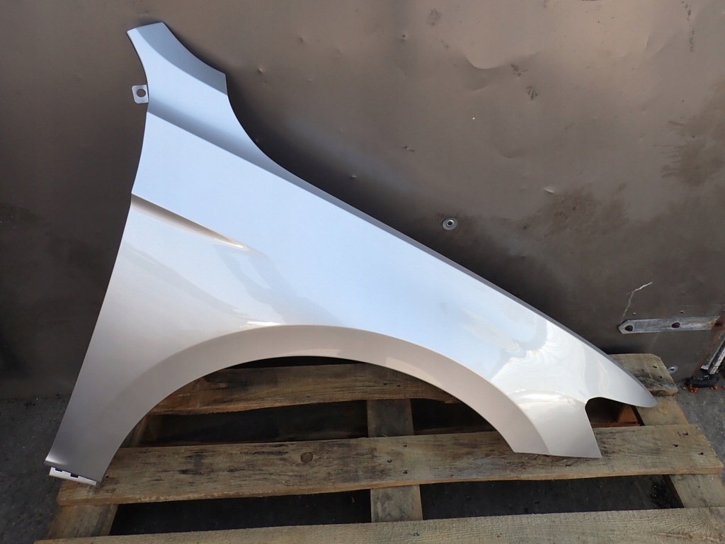 фото №1, Крила правий volkswagen passat b8 la7w