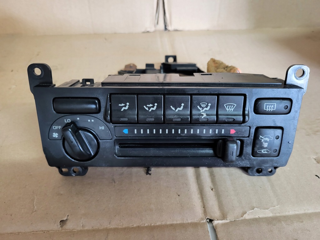 фото №1, Toyota mr2 sw20 панель керування повітровід