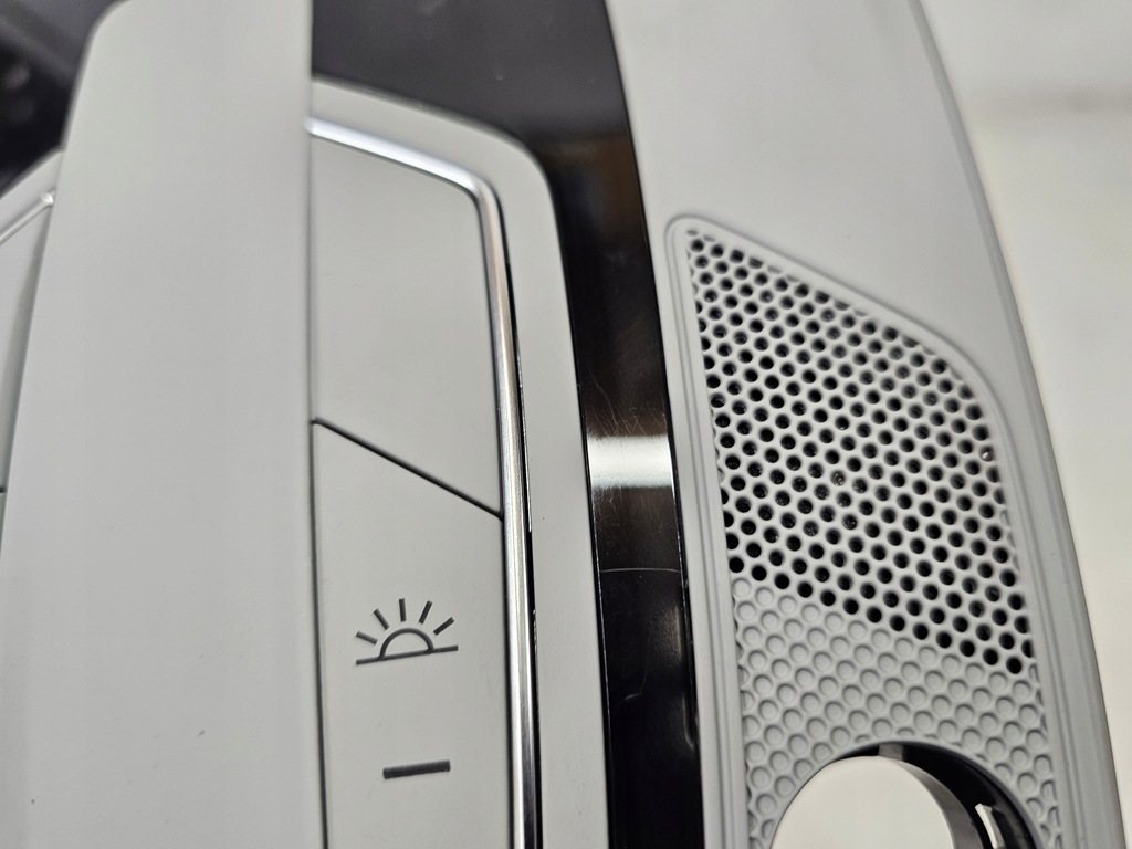 фото №8, Audi q5 ii 80a лампа освещение кабины салона 80a947135bc ładna