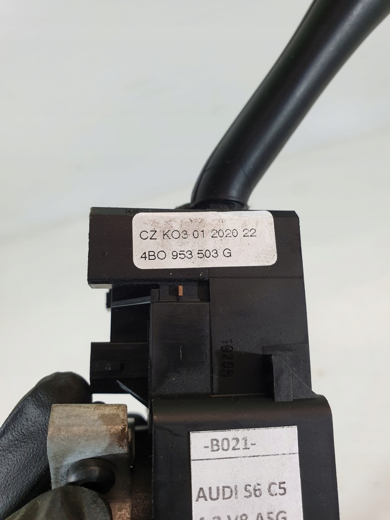 фото №12, Перемикач комбінований 8l0953513h audi a6 s6 c5 eu