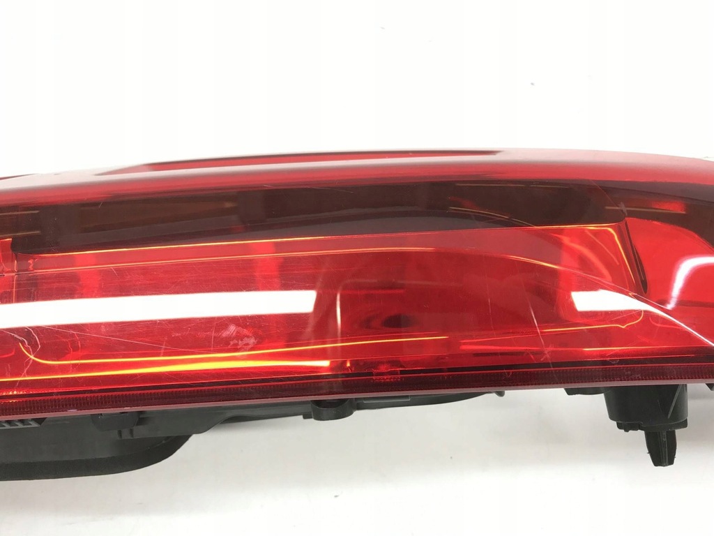 фото №7, Лампа задняя правая berlingo partner iv 4 combo e 9820555080