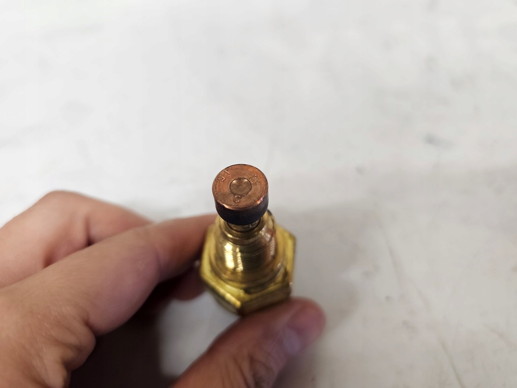 фото №5, Nissan micra k10 переключатель термический 21595m0206