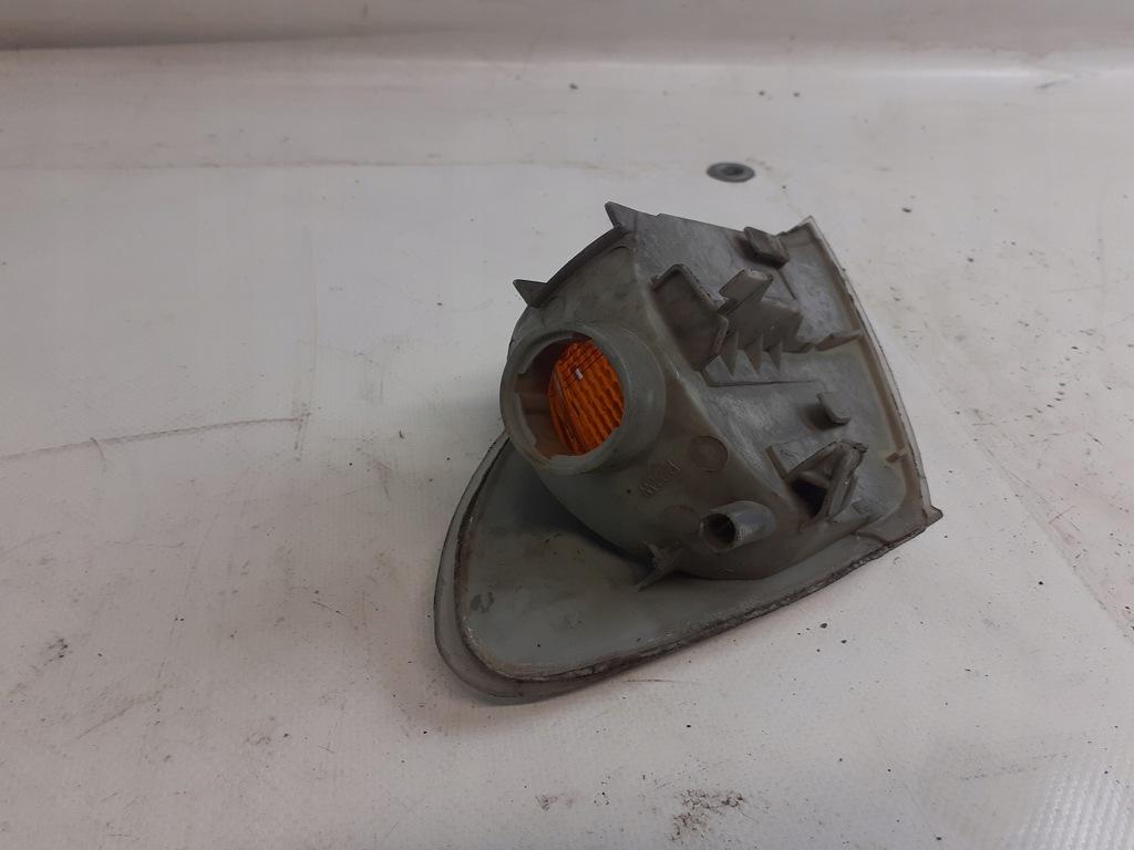 фото №5, Поворотник renault scenic i правий