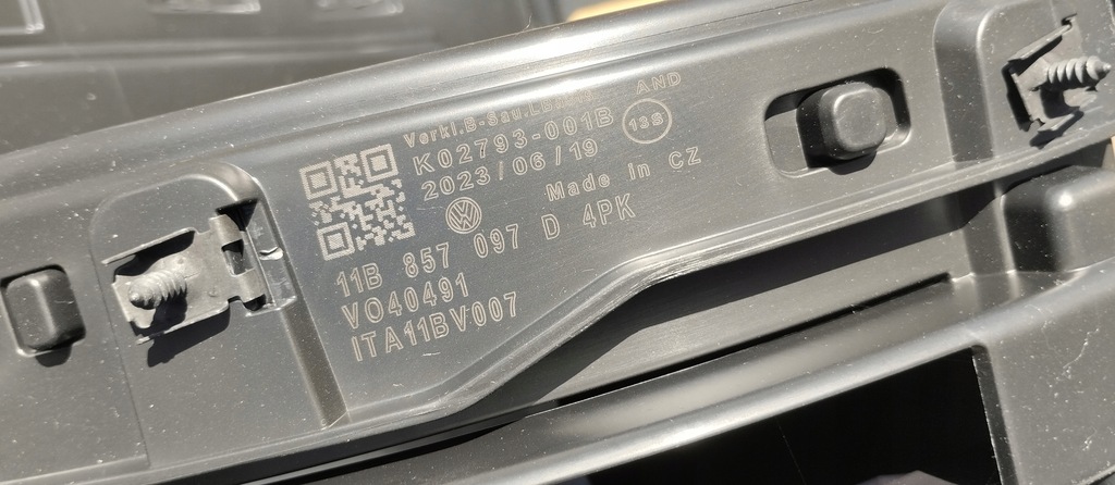 фото №5, Бардачок панели пассажира volkswagen id.4 vw id4 23r europa 11b857097d