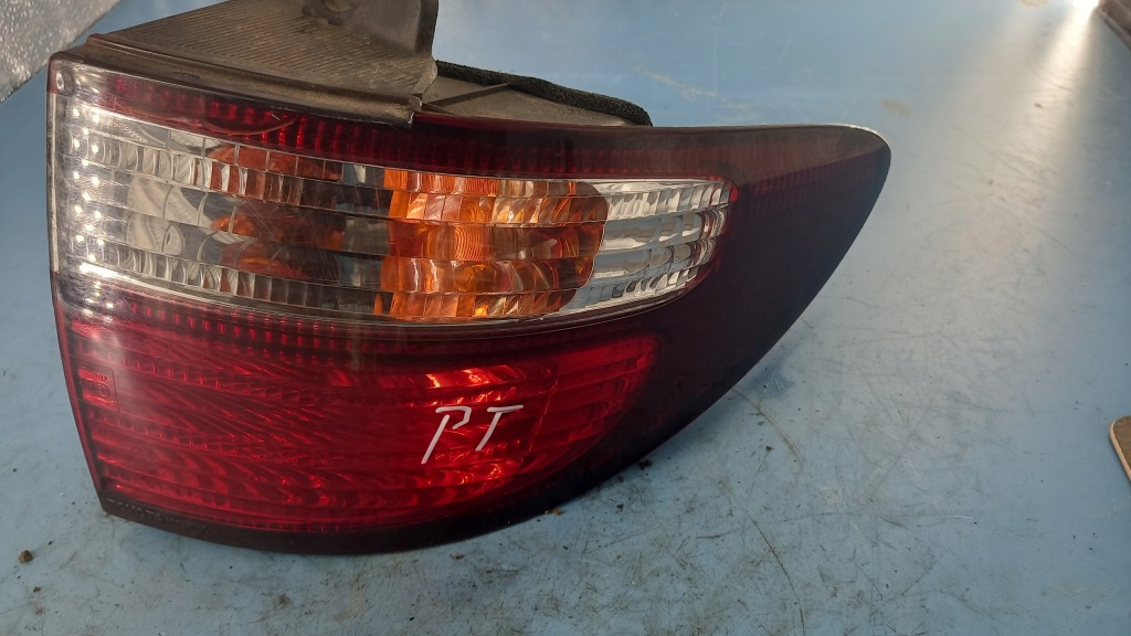фото №1, Лампа правая задняя toyota previa 01r 2.0d