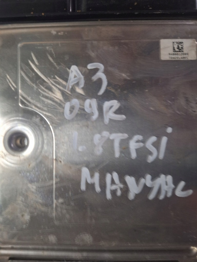 фото №4, Audi a3 1.8tfsi блок керування двигуна 8p7907115