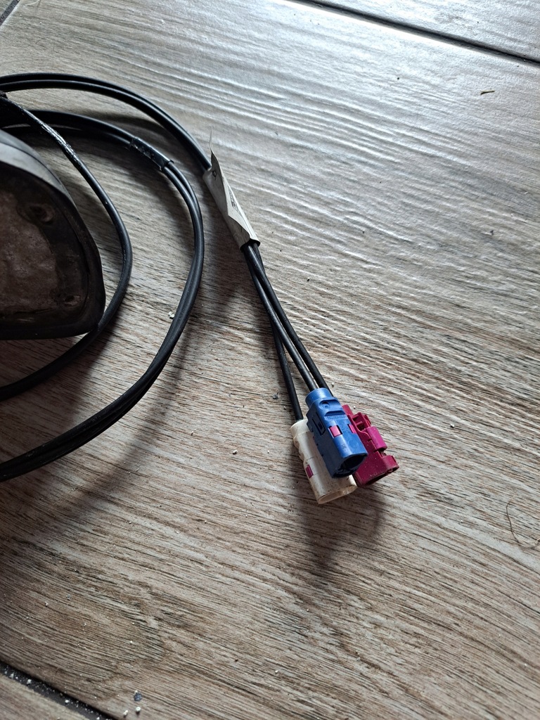 фото №2, Антенна кровельная gps gsm am fm volvo fh 4 fmx renault gama t range