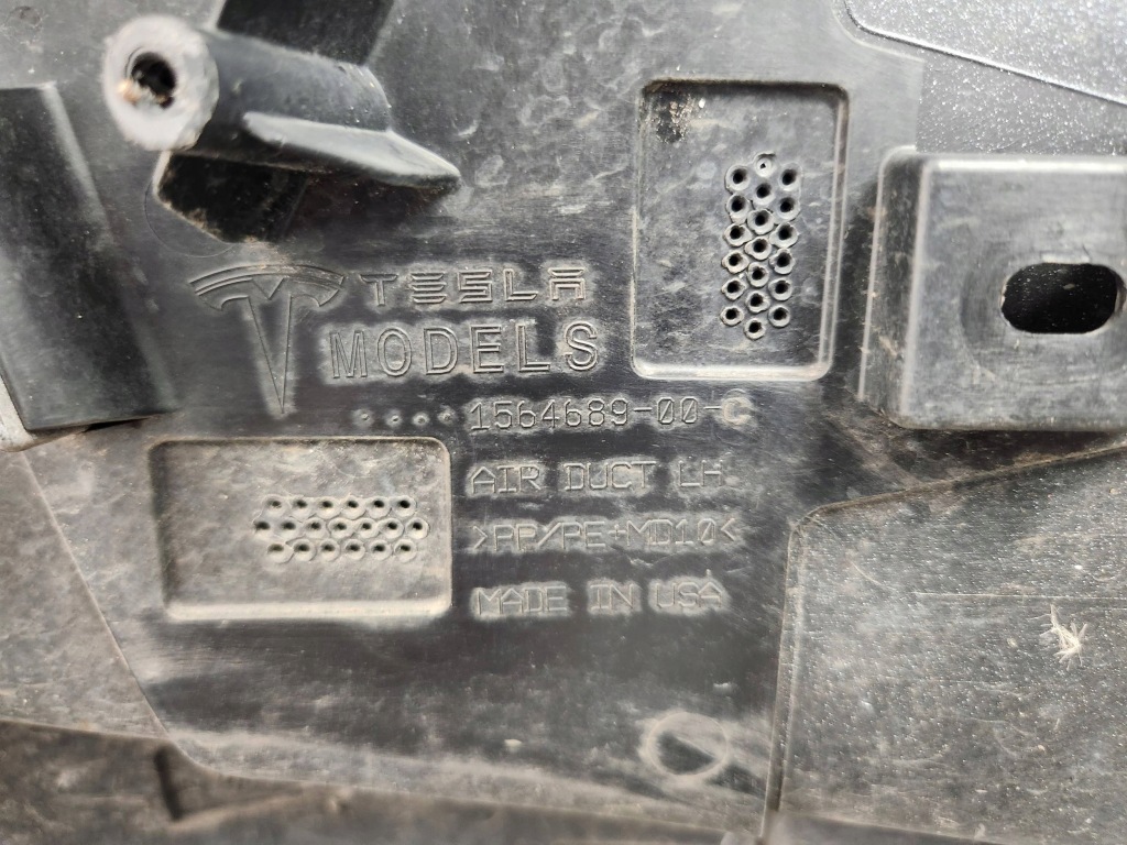 Бампер передний перед tesla model s 1564687-00-c-scz Киев