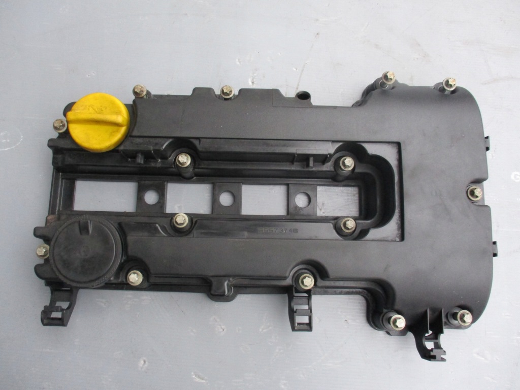 фото №1, Крышка клапанов corsa d 1.2 lift 13r 55561426