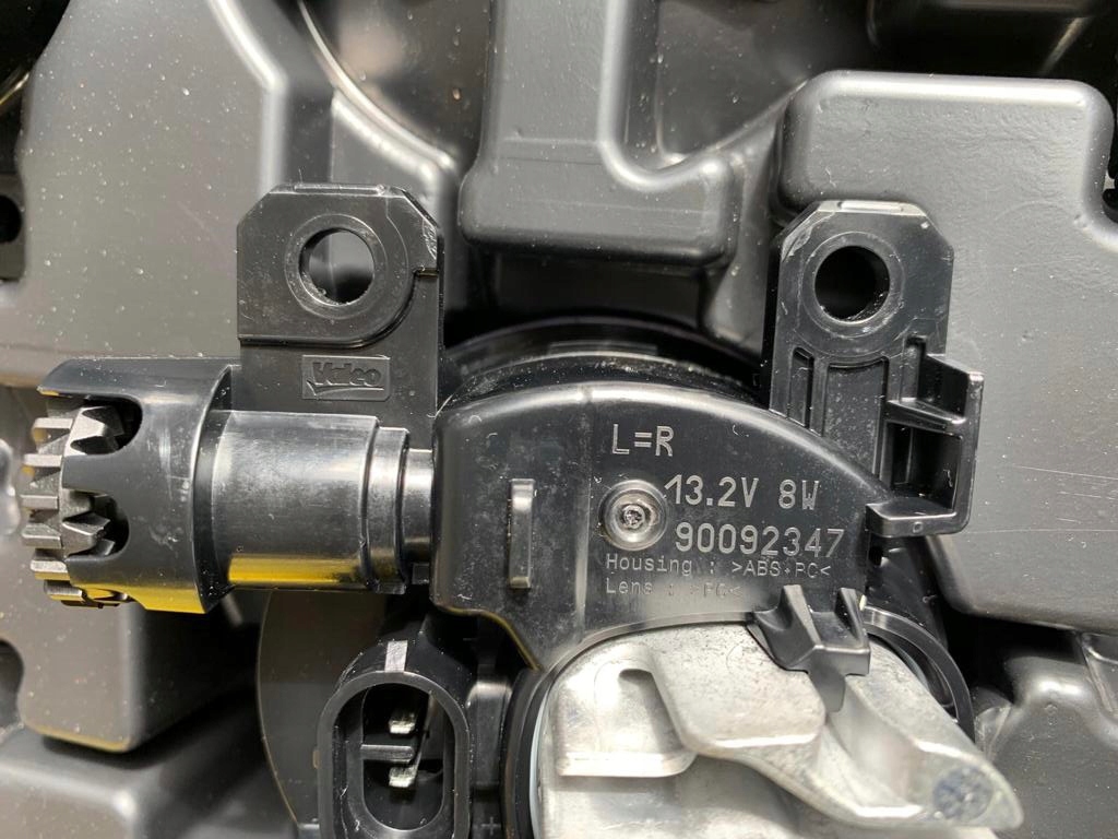 фото №3, Новий протитуманна фара led бампера maserati levante