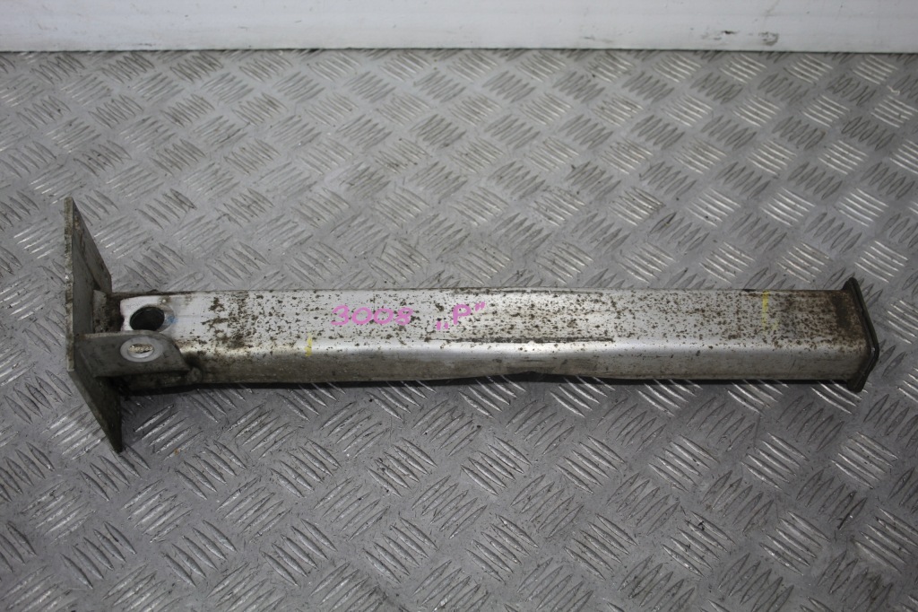 фото №1, Зона деформации правая peugeot 3008 i 1