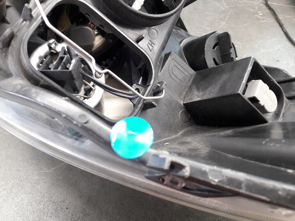 фото №13, 8200261612 фара правый renault clio iii