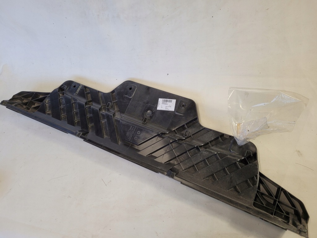 фото №1, Audi q7 напрямна кронштейн бампера задня 4m0807329