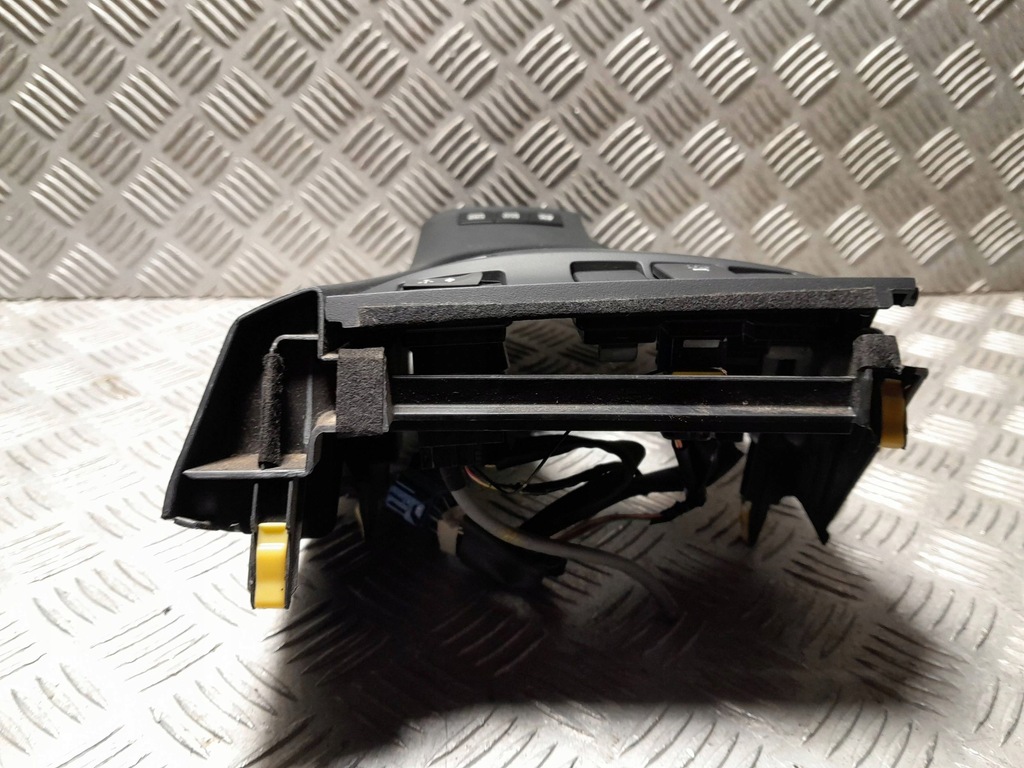 фото №6, Toyota auris пластик туннель среднего панель туннель электрик 58834-02050