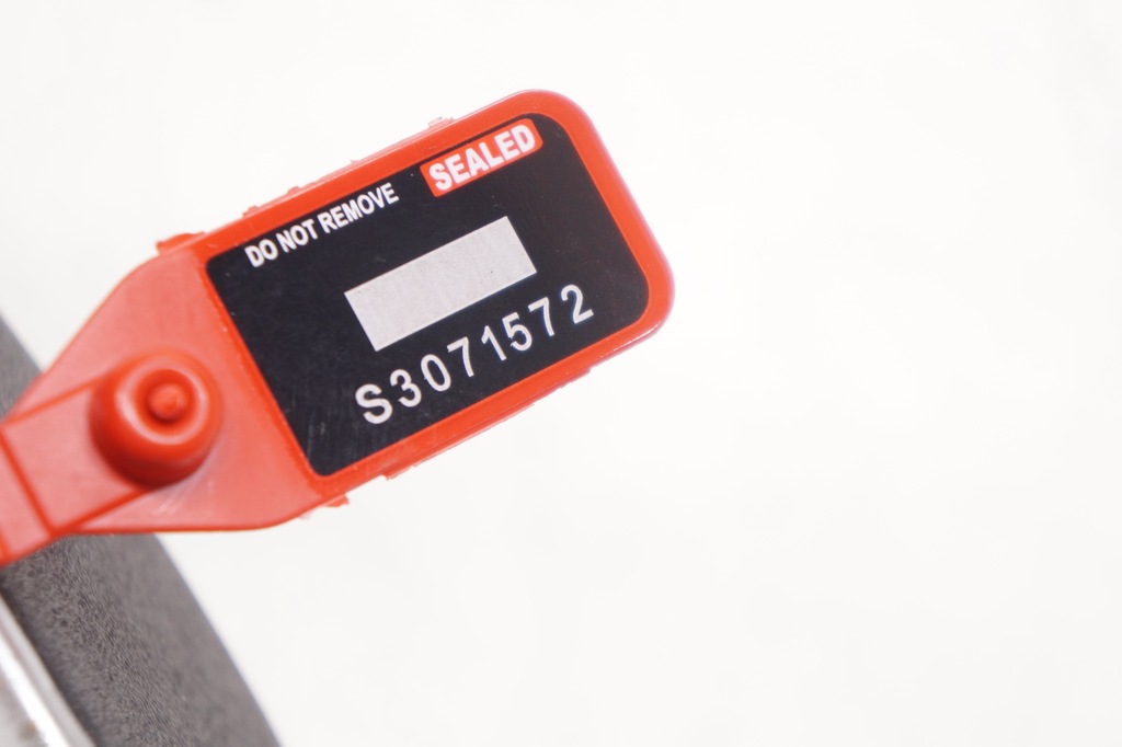 фото №8, Volvo xc60 i xc70 ii повітропровід шкіряний кнопки 31271094