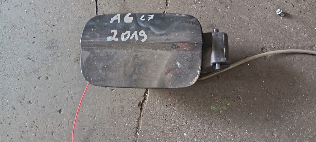 фото №1, Audi a6 c7 sedan крышка заливной топлива