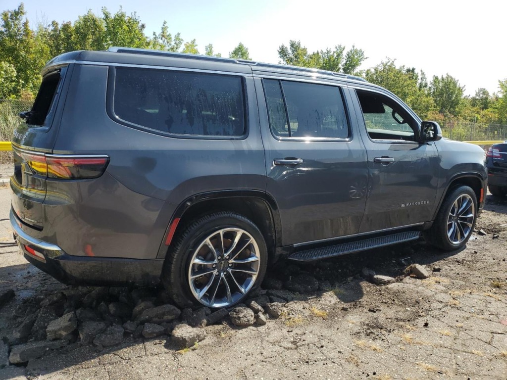 Купить Рамка молдинг лампы правая передняя jeep wagoneer grand wagoneer ws 5.7 22-