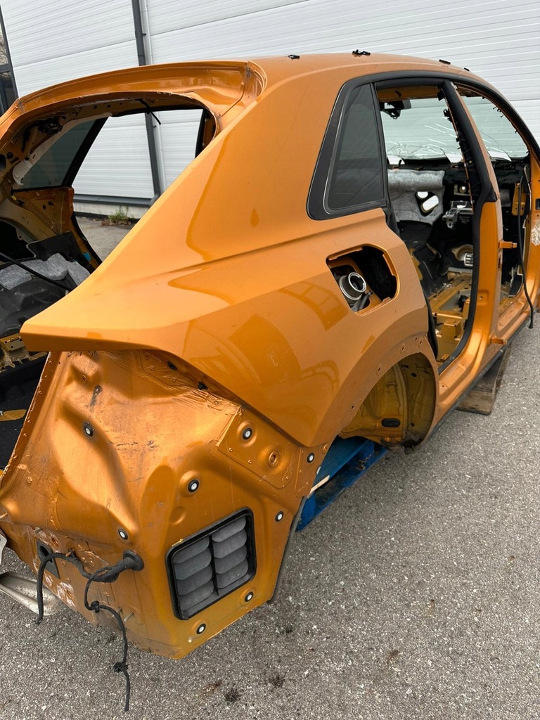 фото №8, Кузов чверть перед задня дах поріг блок двигуна audi q8 sq8 2018- колір ly2y