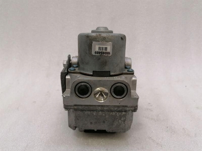 Chevrolet corvette c6 насос abs 18045489 блок гидравлический насоса abs в Украине