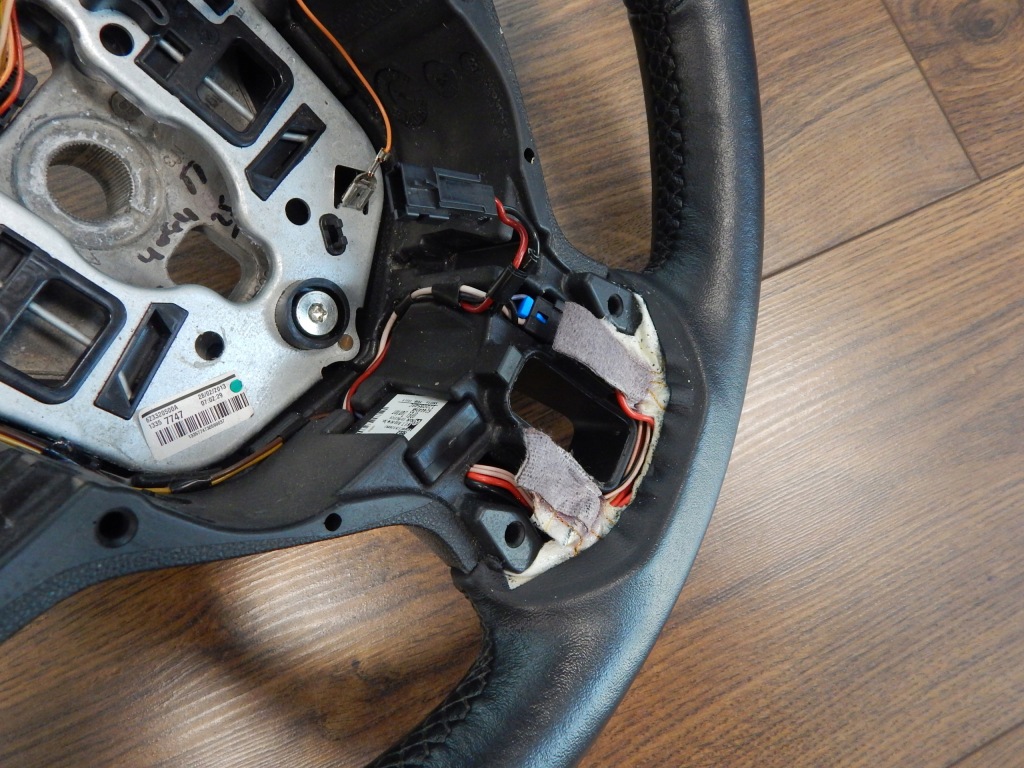 фото №9, Opel adam - воздуховод кожа подогрев oryg