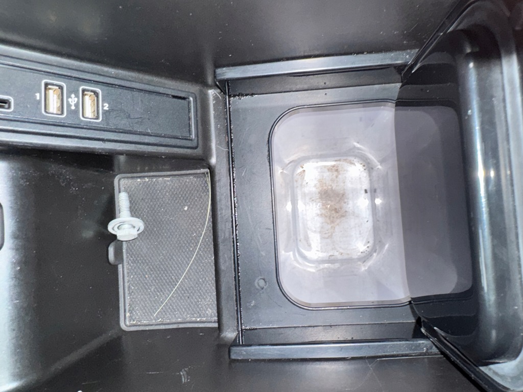 фото №7, Mercedes w447 v klasa підлокітник холодильник комплект оригінал килимок