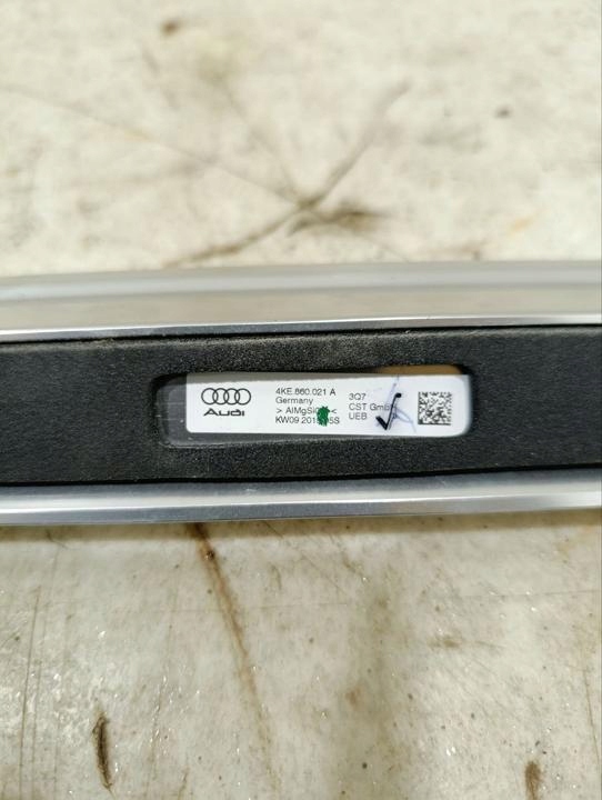 фото №8, Рейлінги ліва сторона audi e-tron gen 4ke860021a electric 230kw 2019