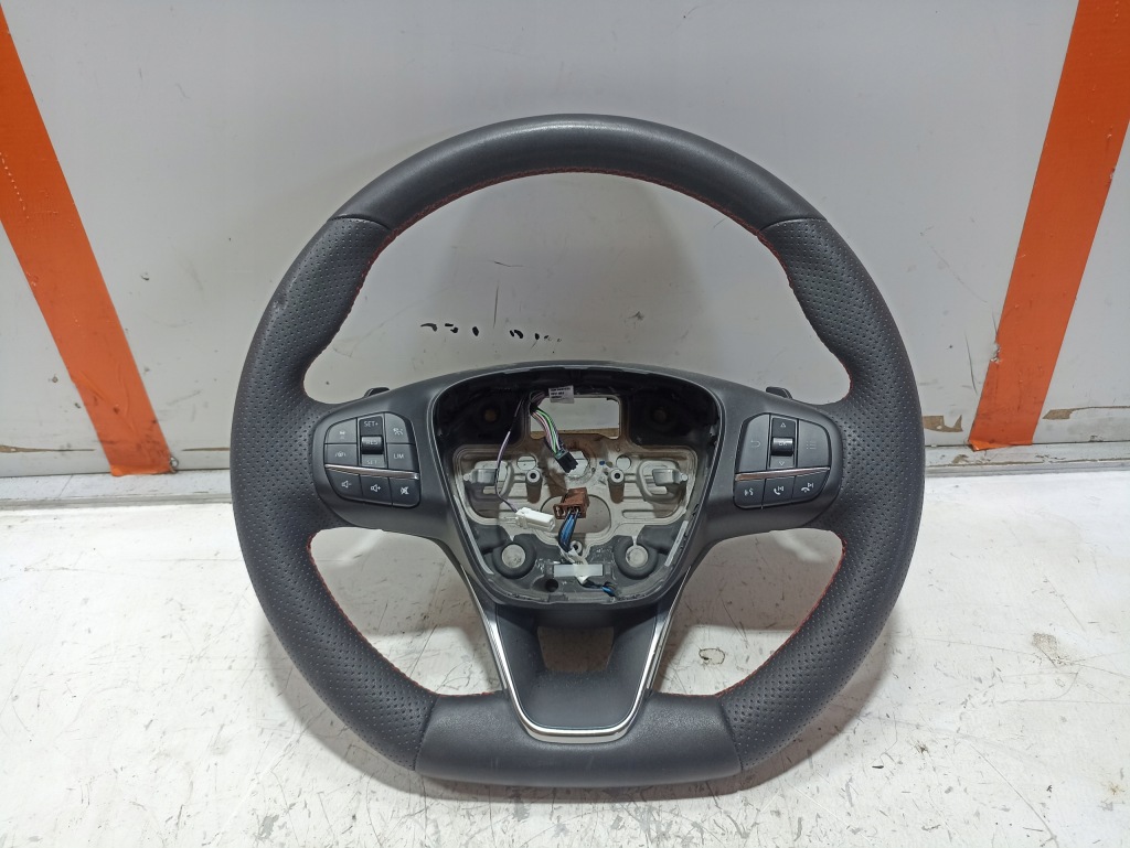 фото №1, Ford focus mk4 воздуховод st line подогрев лепестки переключения