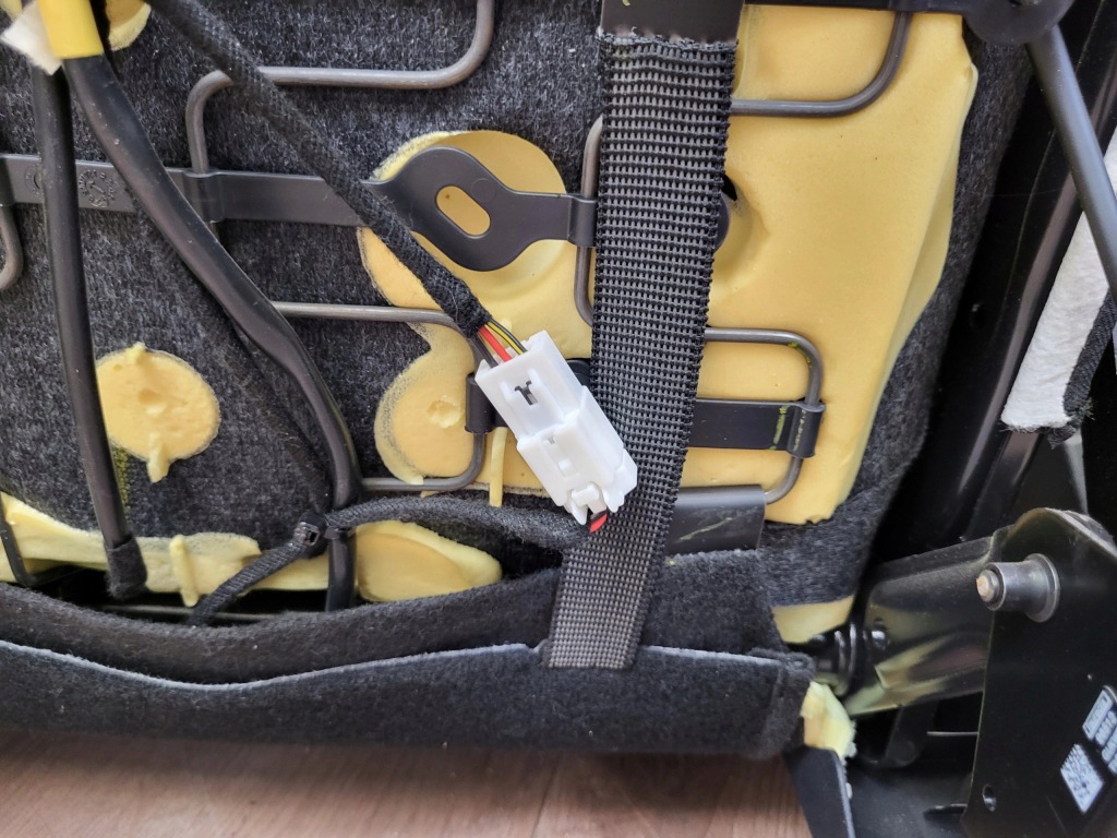 фото №13, Сиденья заднее сиденье комплект nissan qashqai j11 2017r 1.2 dig-t rbn