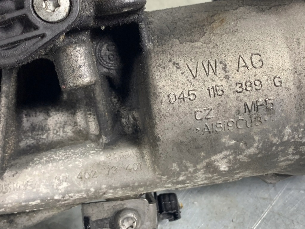 фото №5, Volkswagen passat b6 2007 корпус фильтров масла