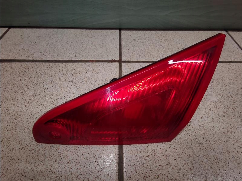 фото №7, Лампа задняя задняя w крышка mitsubishi colt mk6 l+p