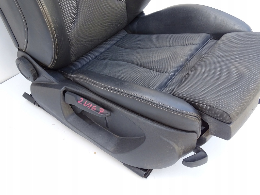 фото №9, Сиденья сиденье заднее сиденье комплект кожа audi a3 8v sedan 5d s-line