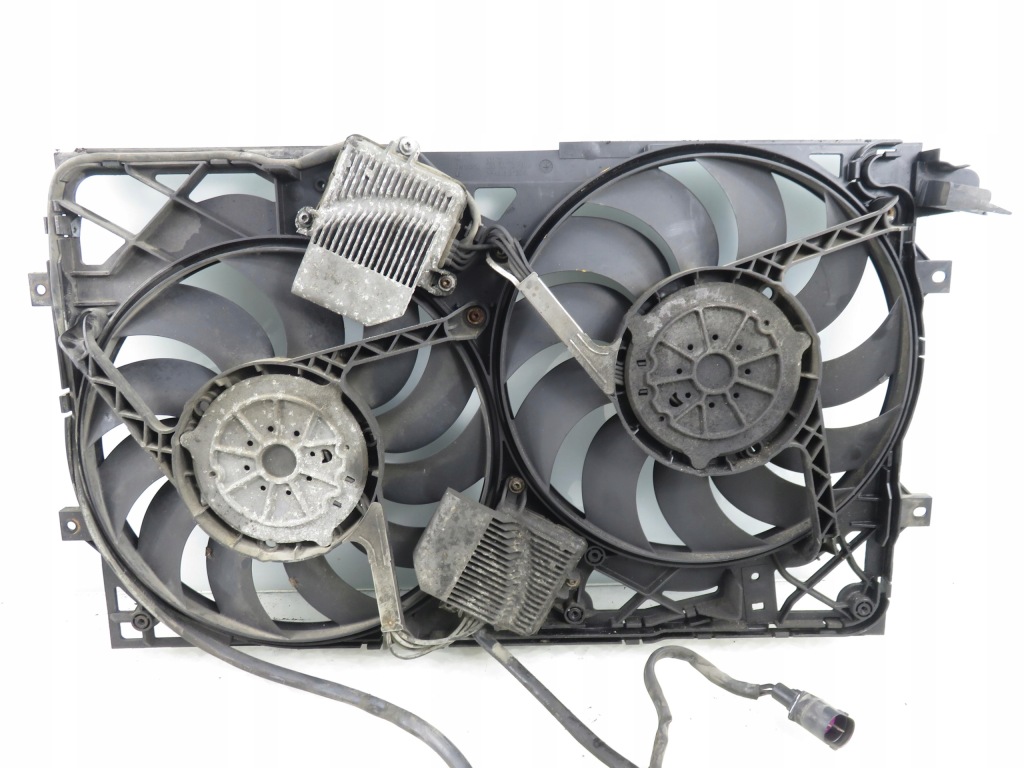 Вентилятор радіатора vw phaeton 3.0 tdi 3d0121191k 885002757 885002755 Недорого