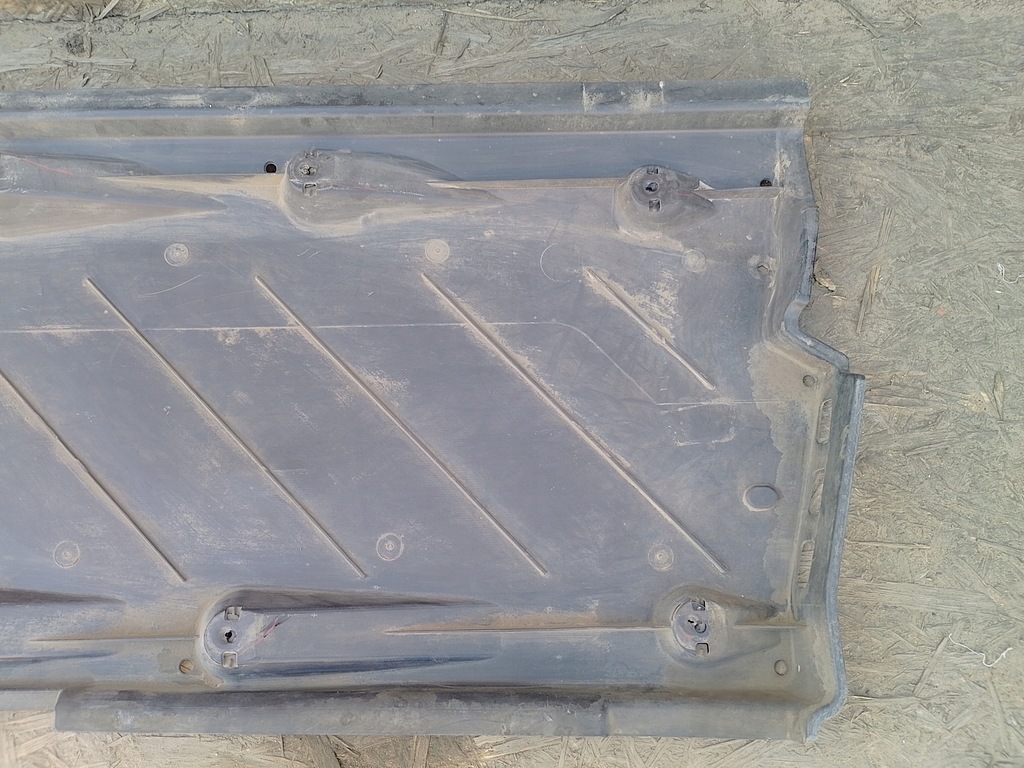 фото №13, Захист підвіска права audi a1 8x