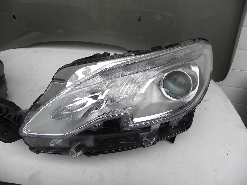 фото №7, Peugeot 2008 капот, лампы, бампер