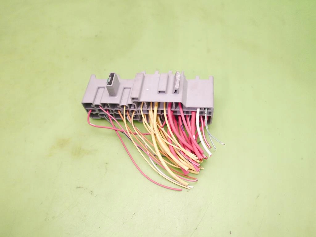 фото №5, Коробка предохранителей renault scenic ii 1.9dci 8v