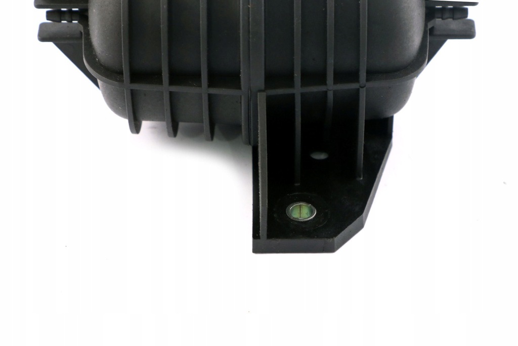 фото №10, Bmw e81 e88 e90 e91 бак вакууму 7799790