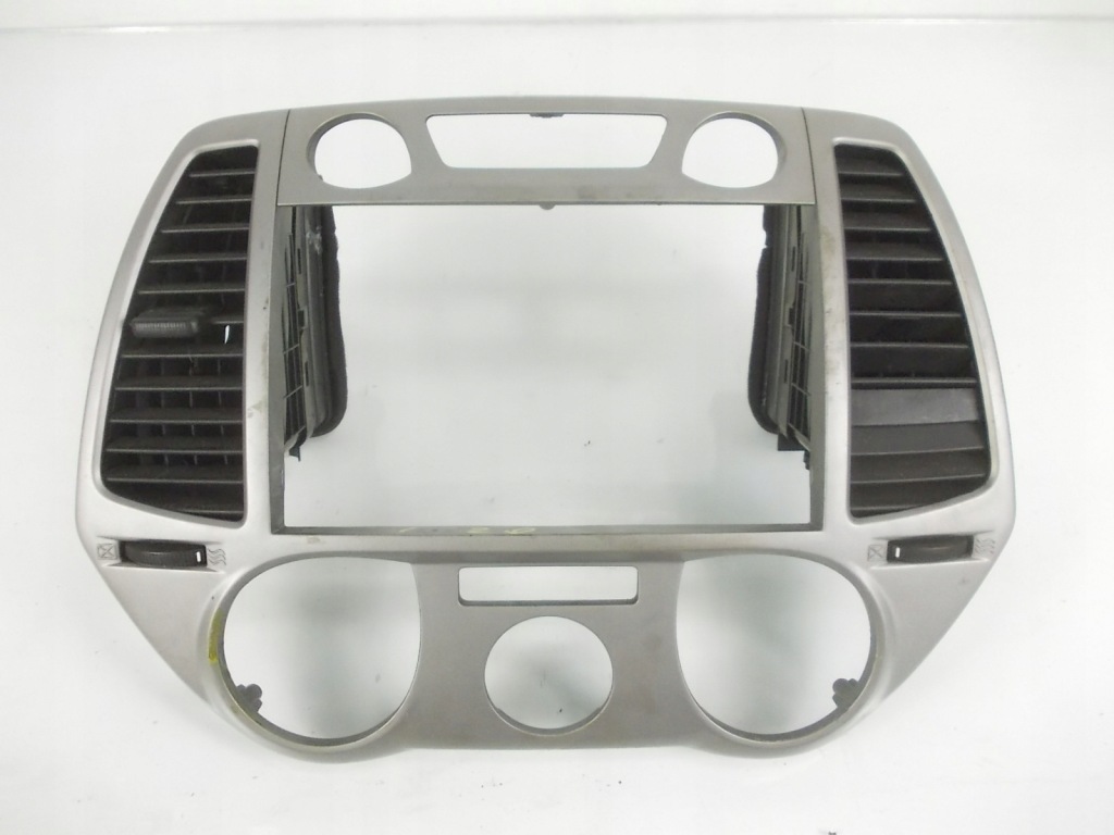 фото №1, Рамка радио консоли hyundai i20 08-14 1,2 16v