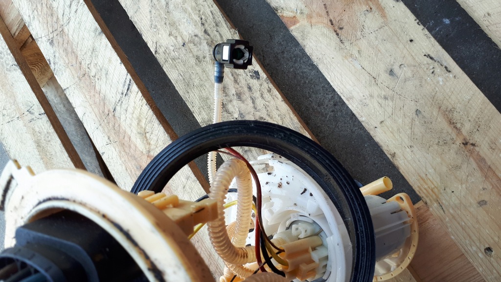 фото №7, A4 b9 8w помпа топлива 2.0 tdi 8w0919088k a5 8w