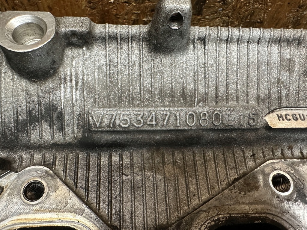 Купить Головка валы комплектная 1.6 thp peugeot citroen 753471080