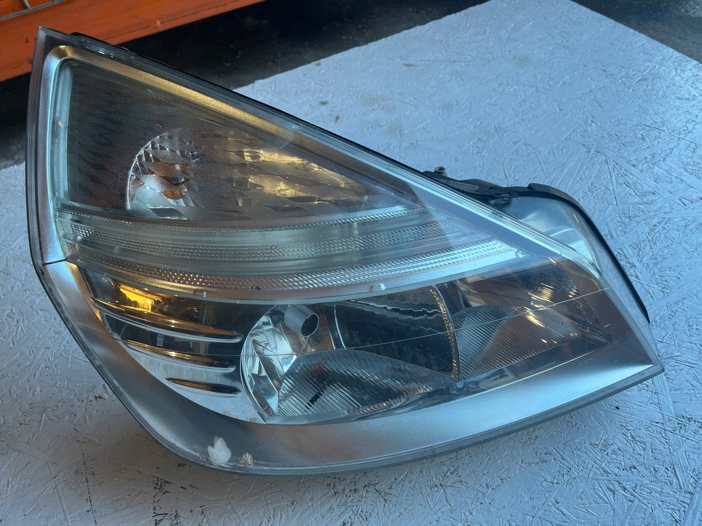 фото №1, Лампа права renault espace iv lift 8200394704