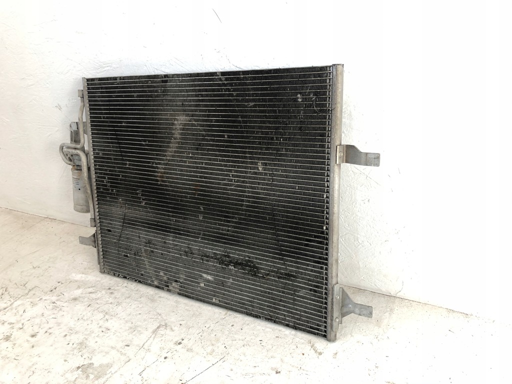 фото №7, Volvo xc60 v60 v70 xc70 радиатор кондиционера 08-