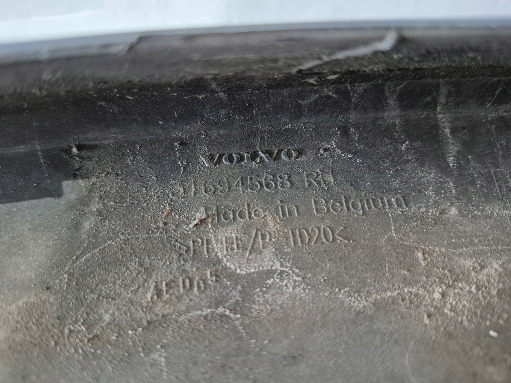 фото №10, Volvo xc90 ii r-design 19-23 lift молдинг бампера правая перед оригинальная