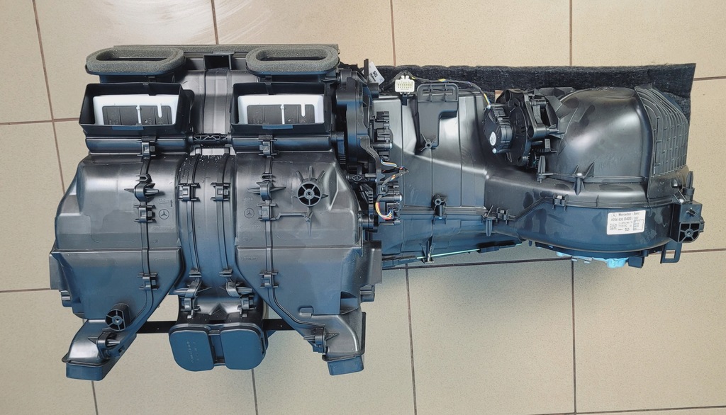 фото №6, Mercedes w206 c220 отопитель воздуходувка a2069064401 a2068300400