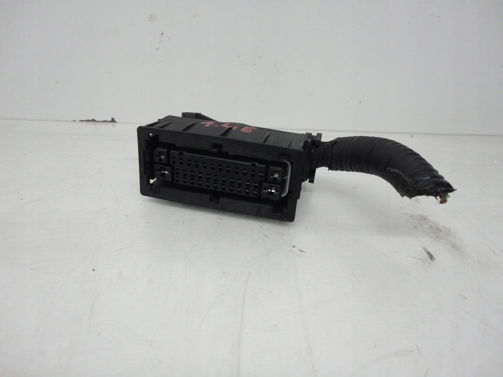 фото №1, Kia rio iii штекер колодка насоса abs 2011-